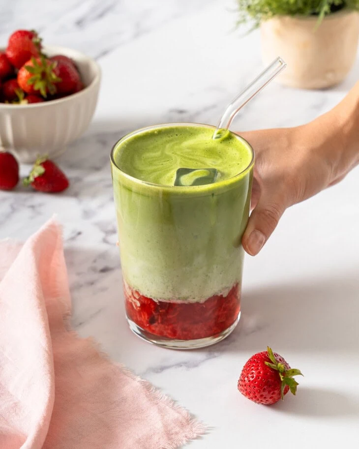 Matcha Dâu Latte